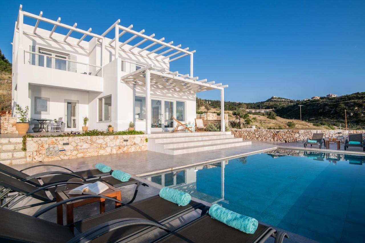 Avgi Villa