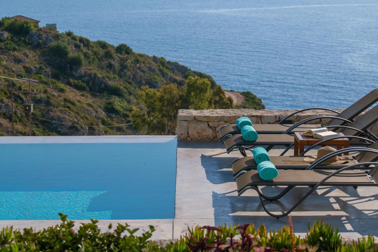 Avgi * Agios Nikolaos (Zakynthos)